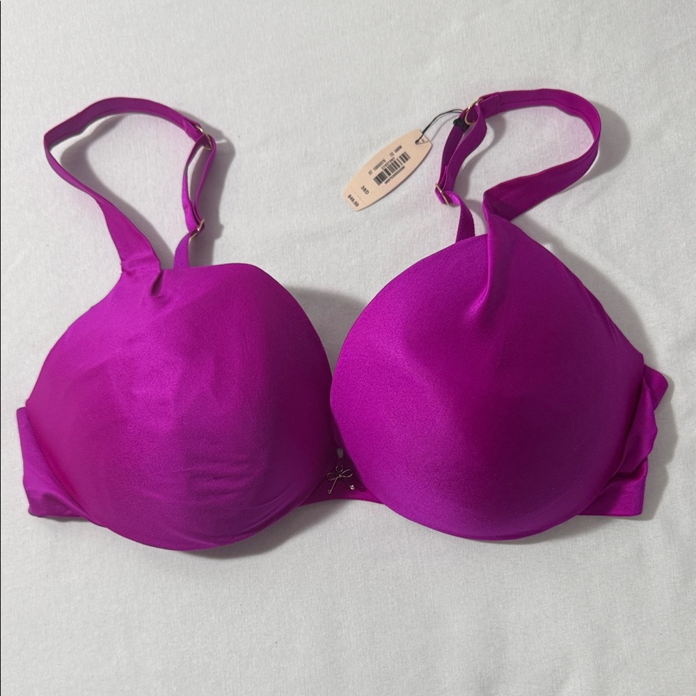 Victoria Secret Women's Cushioned Magenta Bra 38D New With Tags Push Up